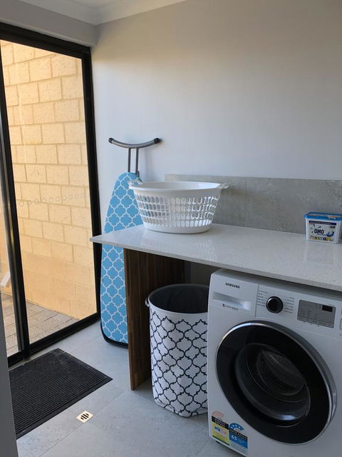 The Shak Kalbarri - Accommodation Nelson Bay 10