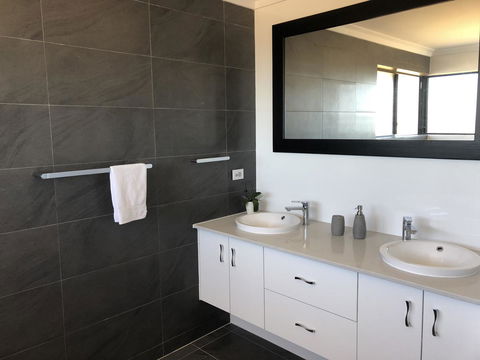 The Shak Kalbarri - Accommodation Nelson Bay 9