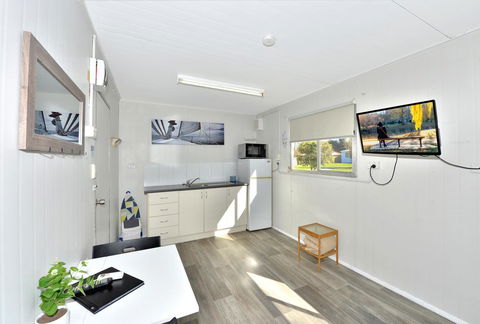 Mandurah Coastal Holiday Park - Accommodation Nelson Bay 2