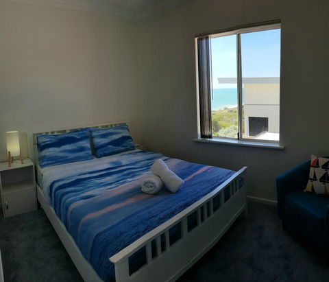 Caravel Beach House Mandurah - Accommodation Nelson Bay 9