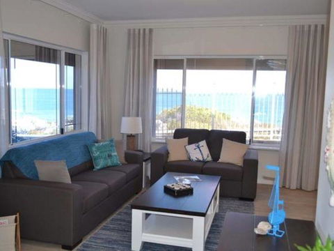 Caravel Beach House Mandurah - Accommodation Nelson Bay 24