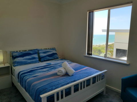 Caravel Beach House Mandurah - Accommodation Nelson Bay 3