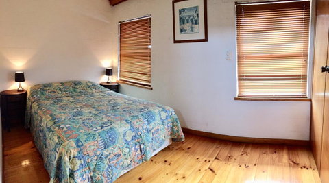 Cottesloe Beach Chalets - Accommodation Nelson Bay 7