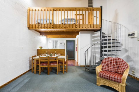 Cottesloe Beach Chalets - Accommodation Nelson Bay 30