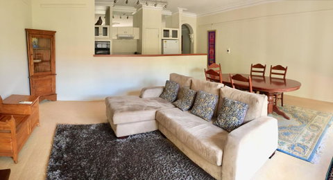 Cottesloe Beach Chalets - Accommodation Nelson Bay 24