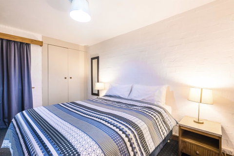 Cottesloe Beach Chalets - Accommodation Nelson Bay 28