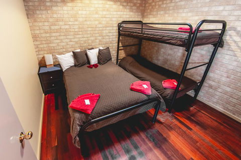 Esperance Foreshore Apartments - Accommodation Nelson Bay 17
