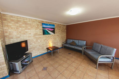 Esperance Foreshore Apartments - Accommodation Nelson Bay 42