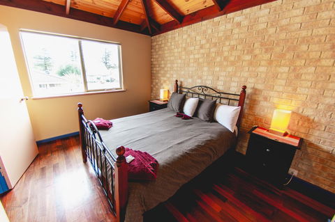 Esperance Foreshore Apartments - Accommodation Nelson Bay 40