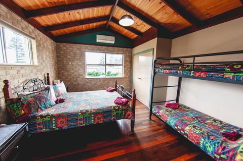 Esperance Foreshore Apartments - Accommodation Nelson Bay 31