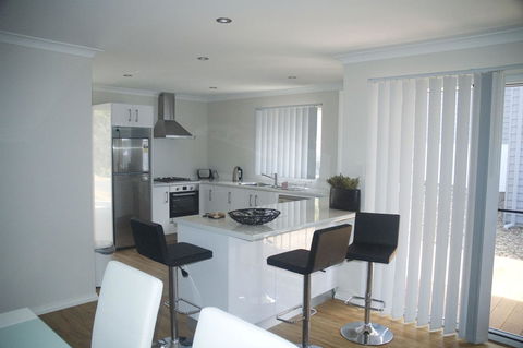 Cape Villas - Accommodation Nelson Bay 4