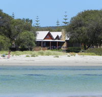 Beach House Dunsborough - Accommodation Nelson Bay