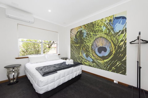 Big House Heated Pool 11 Beds Como / South Perth / Applecross - Accommodation Nelson Bay 16
