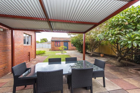 Big House Heated Pool 11 Beds Como / South Perth / Applecross - Accommodation Nelson Bay 28