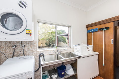 Big House Heated Pool 11 Beds Como / South Perth / Applecross - Accommodation Nelson Bay 23