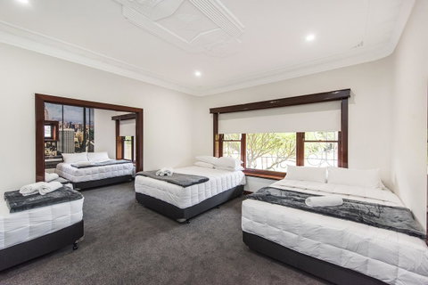 Big House Heated Pool 11 Beds Como / South Perth / Applecross - Accommodation Nelson Bay 17