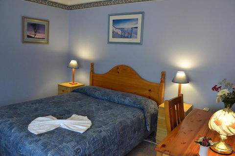 Palms Bed & Breakfast - Nelsons Bay Accommodation 6