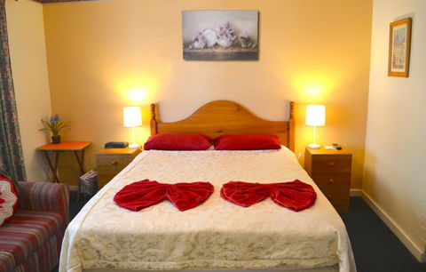 Palms Bed & Breakfast - Nelsons Bay Accommodation 16