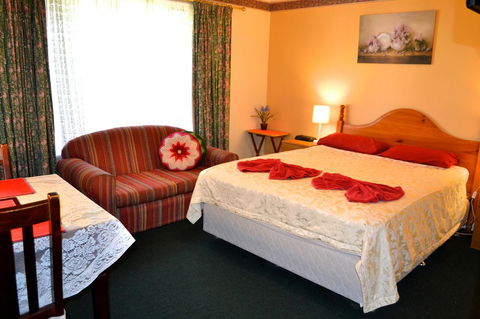 Palms Bed & Breakfast - Nelsons Bay Accommodation 13