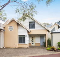 Beach Retreat - Busselton - Accommodation Nelson Bay