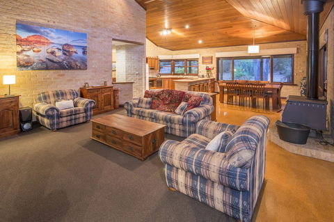 53 Martina Drive - Accommodation Nelson Bay 15