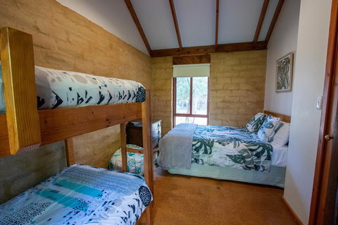 Denmark Forest Retreat - Accommodation Nelson Bay 9