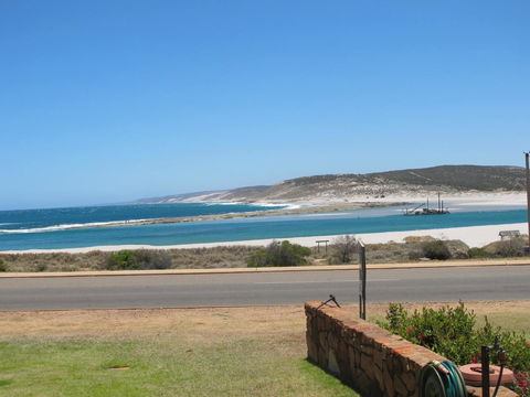 Kalbarri Riverfront Unit - Accommodation Nelson Bay 1