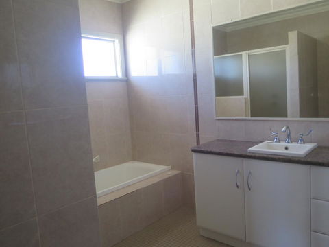 Kalbarri Riverfront Unit - Accommodation Nelson Bay 11
