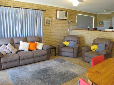 Kalbarri Riverfront Unit - Accommodation Nelson Bay 17