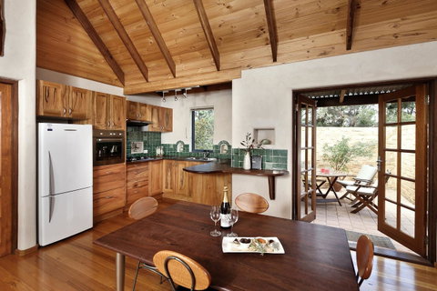 Aiyana Retreat - Accommodation Nelson Bay 13