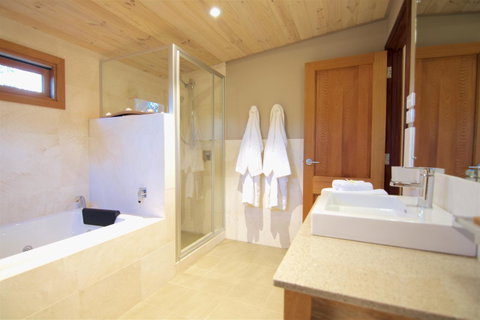 Aiyana Retreat - Accommodation Nelson Bay 21
