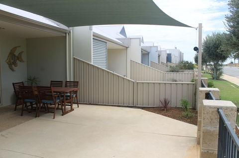 Seas The Day - Jurien Bay - Accommodation Nelson Bay 6