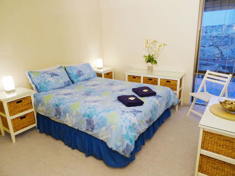 Scarborough & Absolutely Beachfront - Accommodation Nelson Bay 13