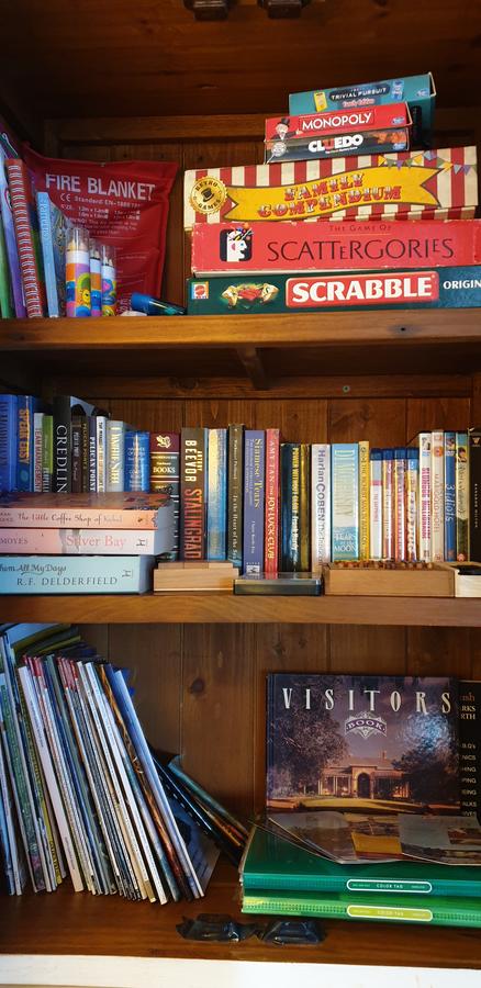 Di's Cabin In Dwellingup - Nelsons Bay Accommodation 12