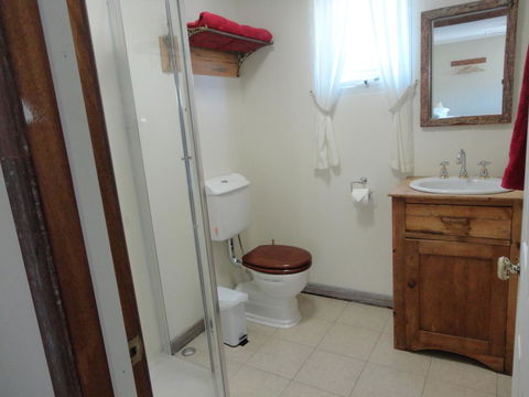 Di's Cabin In Dwellingup - Nelsons Bay Accommodation 20