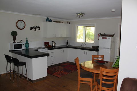 Francisca\'s Cottage - Accommodation Nelson Bay 3
