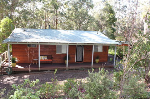 Francisca\'s Cottage - Accommodation Nelson Bay 0