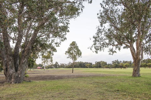 15 Cabot Close - Accommodation Nelson Bay 25