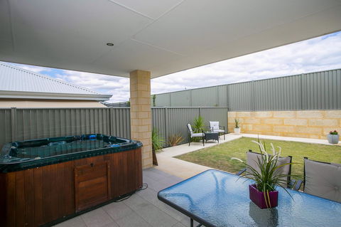 Indian Ocean Retreat - Accommodation Nelson Bay 11