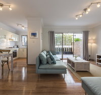 Cottesloe Sea Salt Abode - Accommodation Nelson Bay