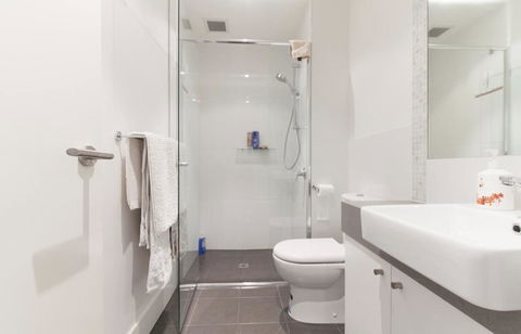 Perth Luxury City Apartment- Free Parking - Accommodation Nelson Bay 1