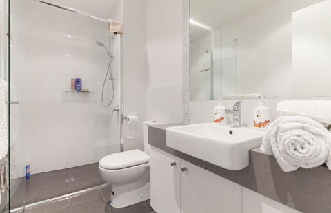 Perth Luxury City Apartment- Free Parking - Accommodation Nelson Bay 7
