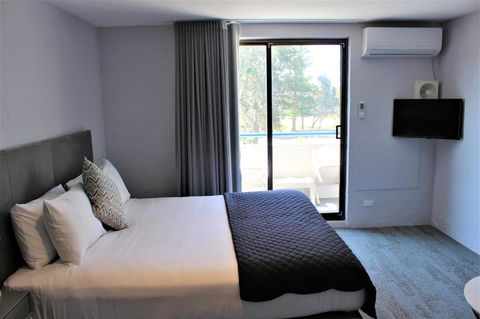 Atrium Hotel Mandurah - Accommodation Nelson Bay 7