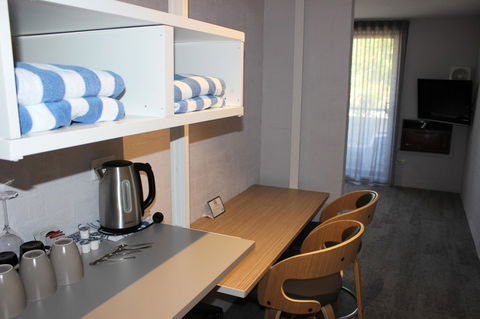 Atrium Hotel Mandurah - Accommodation Nelson Bay 11
