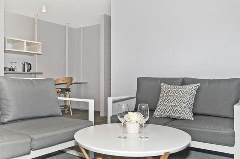 Atrium Hotel Mandurah - Accommodation Nelson Bay 22