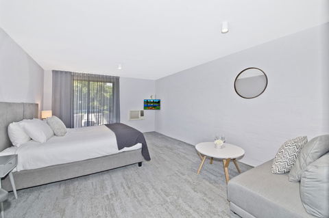 Atrium Hotel Mandurah - Accommodation Nelson Bay 14