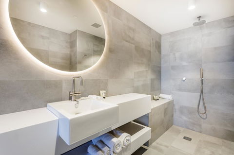 Quay Perth - Accommodation Nelson Bay 11