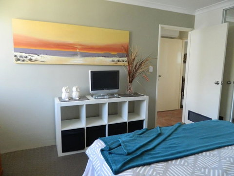 Riverside - Accommodation Nelson Bay 4