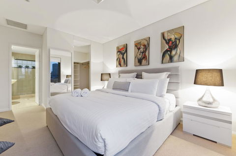The Executive Penthouse - Accommodation Nelson Bay 8