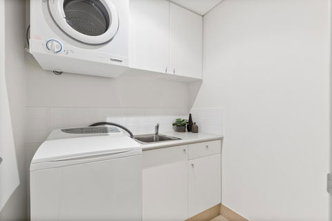 The Executive Penthouse - Accommodation Nelson Bay 19